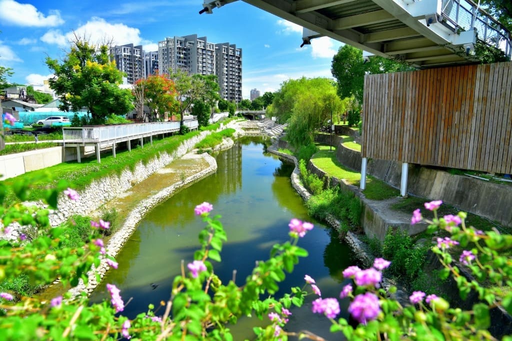 展現水岸花都新風貌　中市軟埤仔溪水環境改善工程竣工