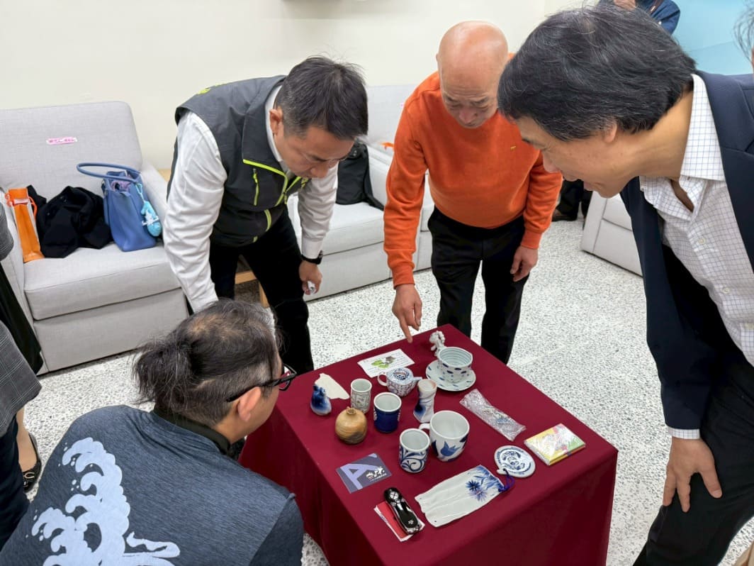 台日百年跨國陶藝交流　鶯歌陶藝家返台分享日本駐村經驗