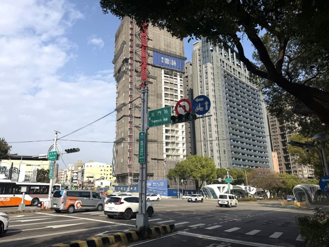 中市台灣大道玉門路號誌斷電備援啟動　5小時維持交通順暢