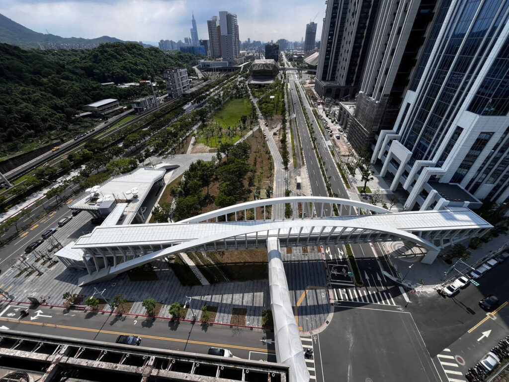 南港立體連通平臺開放使用 周邊景點春節共遊更好行 南港立體連通平臺開放使用 周邊景點春節共遊更好行