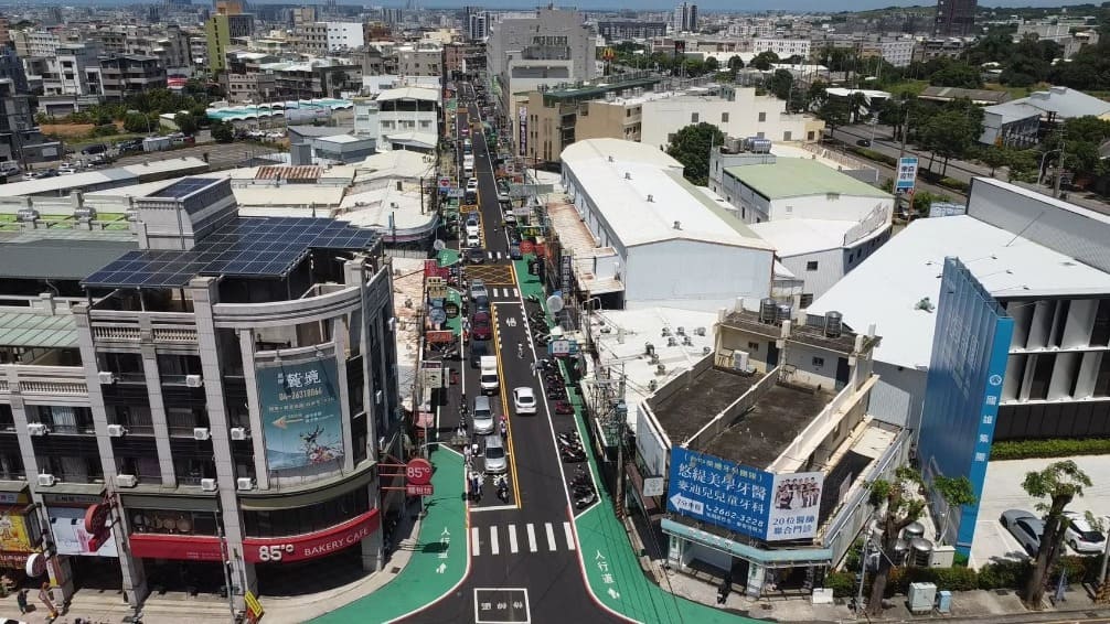 沙鹿北勢東路人本優化完工 靜宜商圈行人空間大提升 沙鹿北勢東路人本優化完工 靜宜商圈行人空間大提升