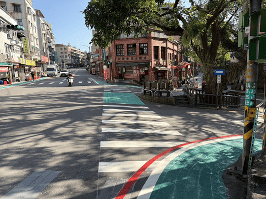 深坑老街行人動線大改造 守護行人安全 深坑老街行人動線大改造 守護行人安全