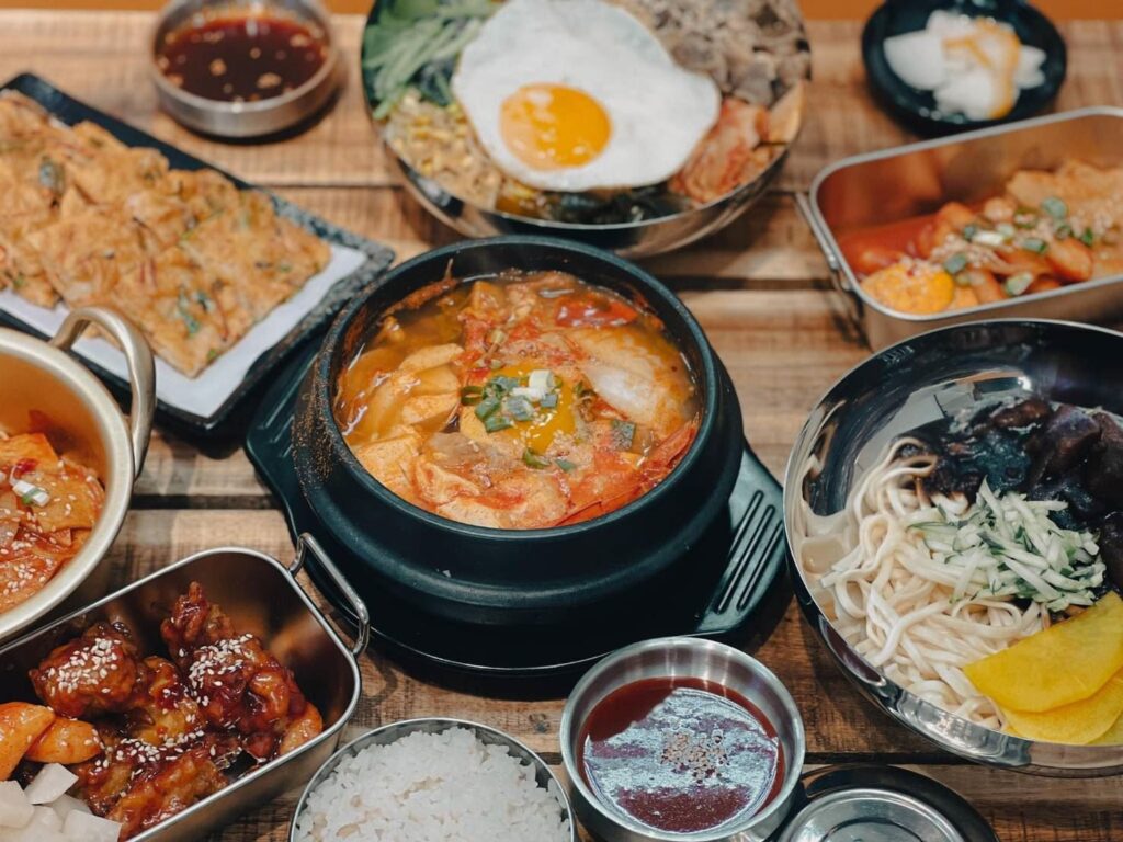 韓式拌飯征服味蕾 美濃青創「釀釀辣炒年糕」　把韓食帶進農村日常