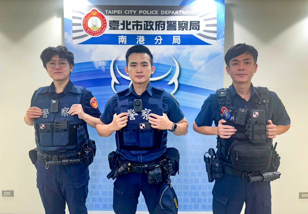 南港暖警即時協助迷途學生　成功聯繫家屬平安返家